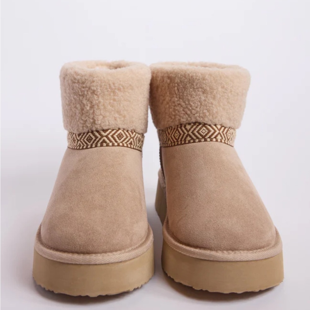 Sand Platform Boots - Picture 4 of 8